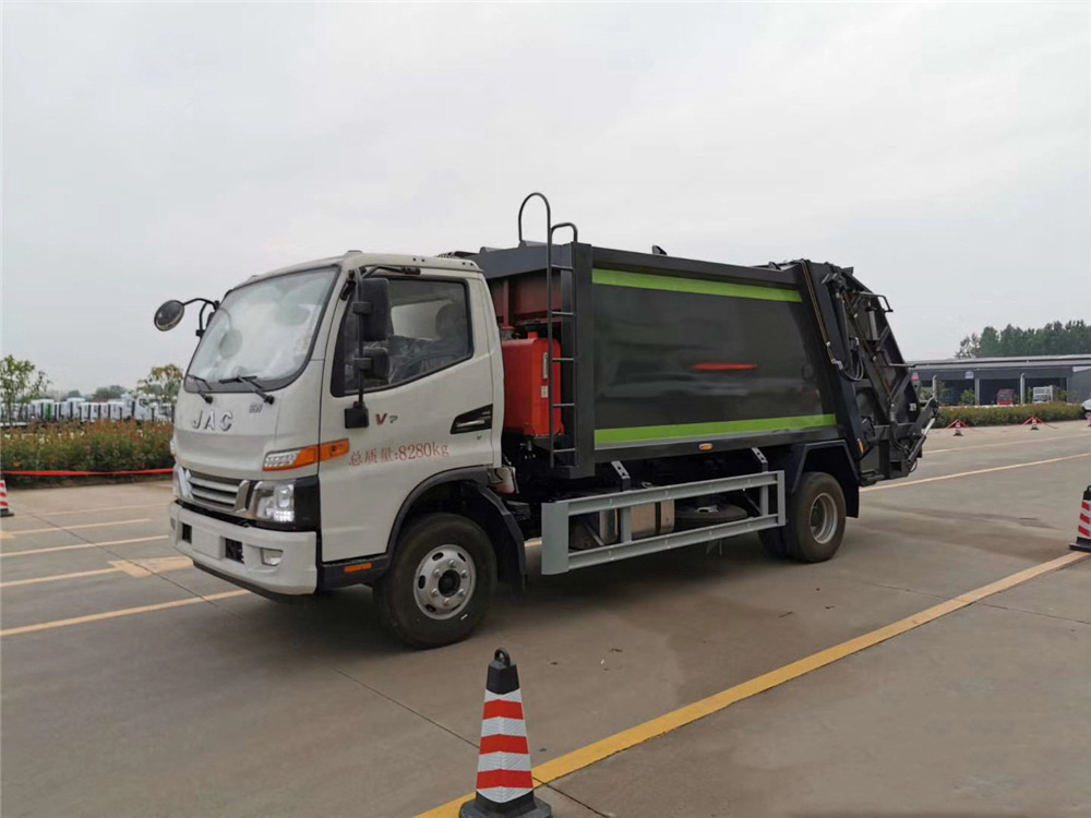8方骏铃压缩垃圾车