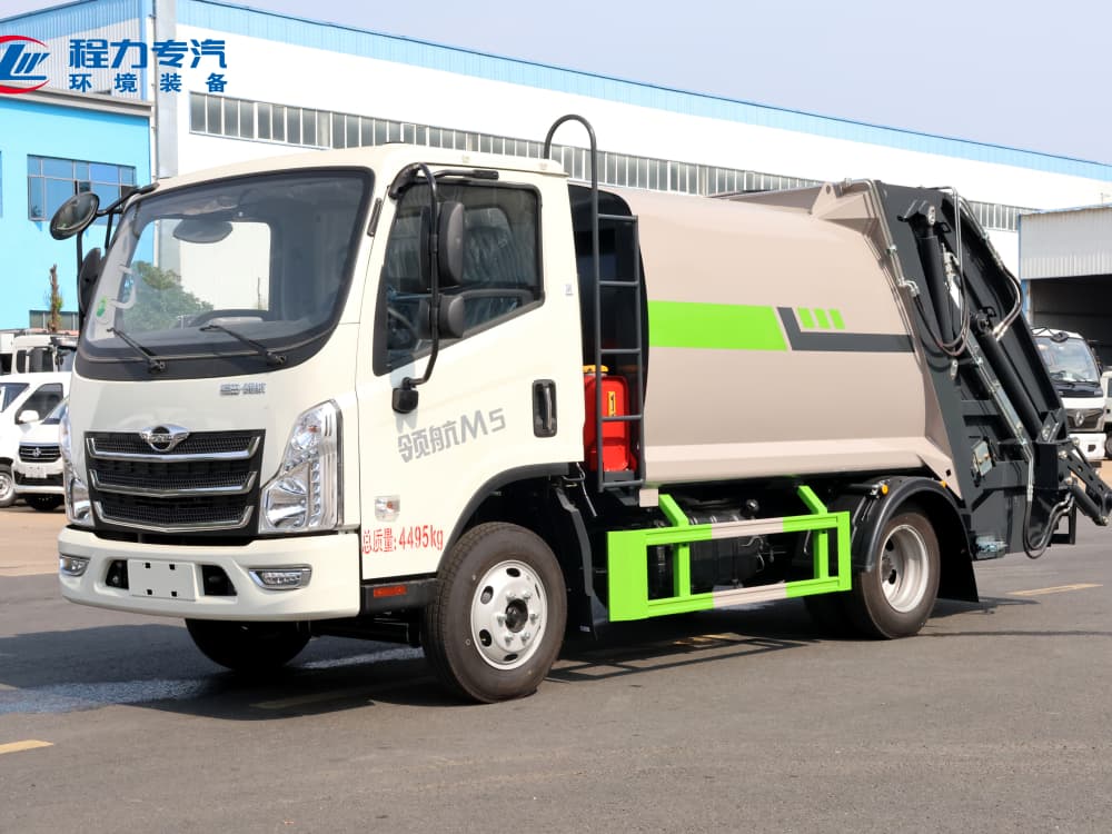 蓝牌 领航（5.8方）压缩车