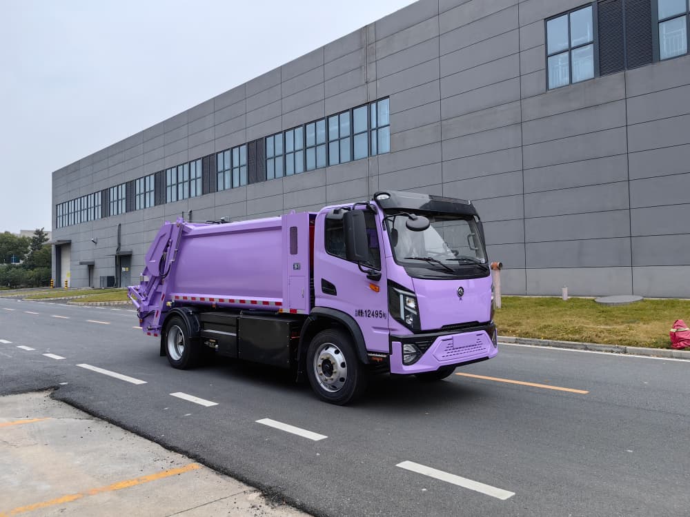 12t 纯电动压缩式垃圾车